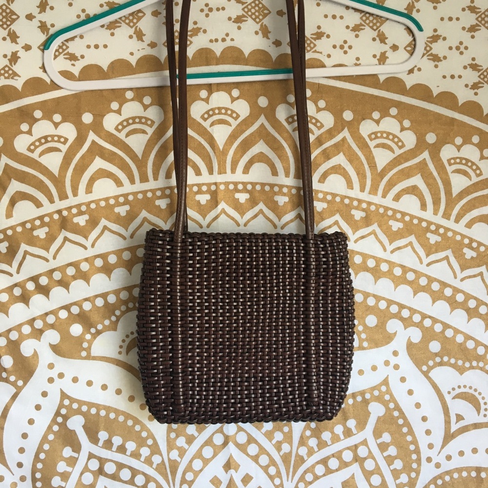 STRAW BASKET WEAVE BLOGGER BAG